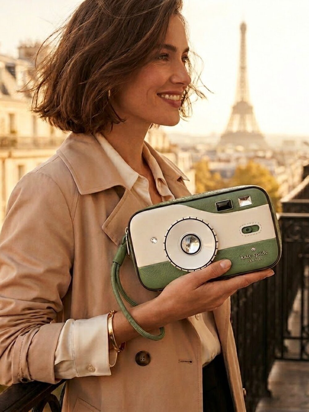 NWT Kate Spade "Picture This" 3D camera wristlet with $329 tag attached-3 availb - Picture 2 of 5